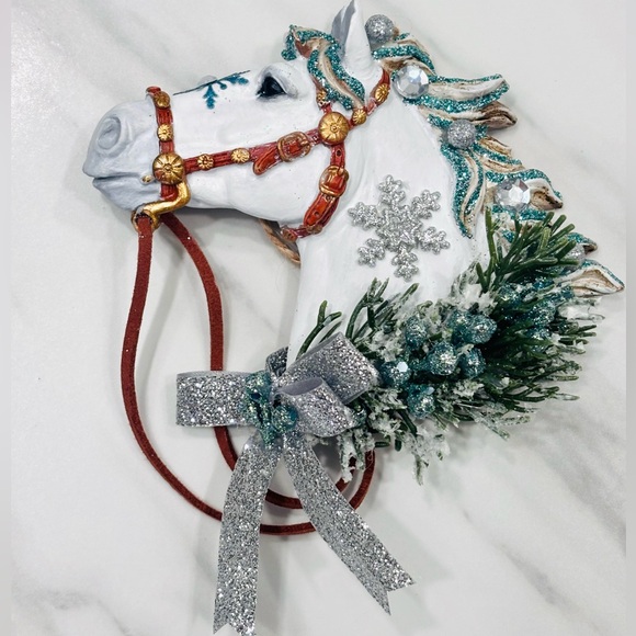 Holiday Horses:”Winter” design. Decorated horse ornament in hand crafted designs - Picture 5 of 12